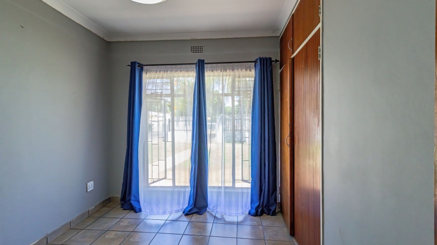 4 Bedroom Property for Sale in Bodorp North West